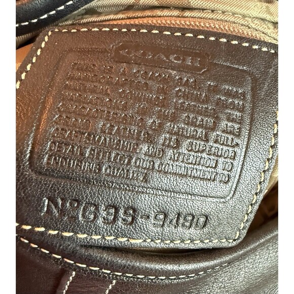 Coach Vintage 9480 Soho Flap Crossbody Black Leather Shoulder Hobo Y2K Cleaned - Picture 11 of 16